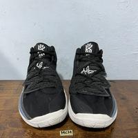 Gambar Sepatu basket second ori nike kyrie irving 5 size 41 dari TERMINAL SEPATU BOGOR_NEW undefined 2 Tokopedia