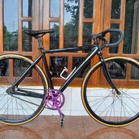 Gambar sepeda fixie evolution doltrap 48cm dari ADI BIKE undefined 1 Tokopedia
