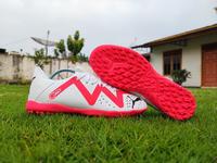 Gambar Sepatu Futsal Puma Future Play TT - White Fire Orchid - 39 dari filiadi15 undefined 1 Tokopedia
