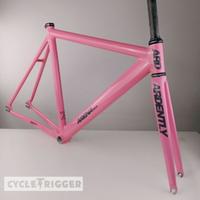 Gambar FRAMESET ARDENTLY PISTA ARENA PINK FULL CARBON FORK dari CYCLETRIGGER undefined 1 Tokopedia
