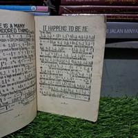 Gambar Melody - Special Edition. dari rarebookstmii2 undefined 4 Tokopedia