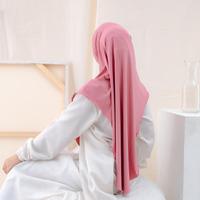 Gambar Jilbab Instan Jersey Hijab Langsungan Bahan Kaos Kerudung Wanita - Lavender dari Tears Store forever undefined 1 Tokopedia