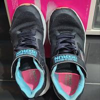 Gambar sepatu sekolah anak bekas skech**s original dari Cihiro Store undefined 3 Tokopedia