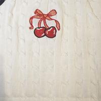 Gambar Top atasan knit putih brand Topping bangkok cherry New dari wbkFatmawati undefined 2 Tokopedia