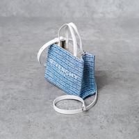Gambar Tas GIVENCHY 4G PATTERN BLUE DENIM TOTE BAG WITH LS 100% ORIGINAL - MINI 19X8X16CM dari HYPESNEAKER.IDN undefined 1 Tokopedia