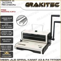 Gambar Ts- Mesin Jilid Spiral Kawat T970ER 2:1 F4 & A3 Lubang Bulat Premium GRAKITEC Bisa Untuk Kalender Buku Dan Lain nya Not Origin Gemet Kenko Joyko - T970ER 2:1 dari Thomira Store undefined 1 Tokopedia