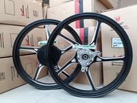 Gambar VELG VROSSI V ROSSI SPRINT PRIME MODEL ENKEI P5 AEROX RING 17 dari Motobourne undefined 1 Tokopedia