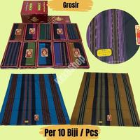 Gambar AF Sarung Pria / Laki - Laki Dewasa Wadimor Grosir Motif Manik - Manik / Tiga Dara / 3 Dara / Padang / Kotak Kotak Murah Grosir (per 10 biji) / Sarung Tenun Pria Al Jabal Dewasa Motif Manik dari AH FORMOSA00 undefined 2 Tokopedia