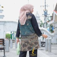 Gambar Tunik Batik Wanita Motif DANIA Model Resleting Belakang Batik Solo Prabuseno Katun Printing Handmade Full Furing Trikot Seragam Kerja Kantoran Modern Terbaru Kekinian Bahan Tebal Halus Adem - S dari BATIK PRABUSENO ID undefined 2 Tokopedia