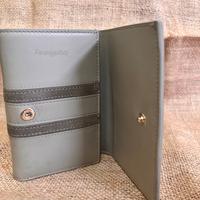Gambar Dompet compact bifold Furla preloved dari Perunggu Shop undefined 3 Tokopedia