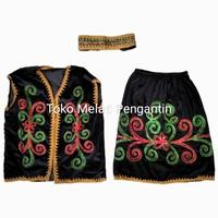 Gambar [READY] BAJU PAKAIAN ADAT DAERAH DAYAK KALIMANTAN ANAK CEWEK PEREMPUAN TK - Merah dari Abadi Surya Karya undefined 3 Tokopedia