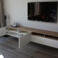 Gambar meja tv gantung minimalis modern - Putih, P.100cm dari kiana.furniture undefined 2 Tokopedia