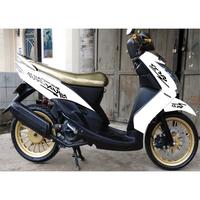Gambar CUTTING STICKER/STRIPING YAMAHA MIO SOUL || YAMAHA MIO SOUL STRIPING VARIASI - Putih dari Helmi Sticker undefined 3 Tokopedia
