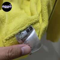 Gambar jaket hoodie zipper uniqlo ori kuning dari second.branded.rk undefined 3 Tokopedia