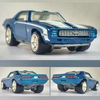 Gambar Hot Wheels Garage 69 Chevrolet Chevy Camaro sign Base Signature dari Tumo Racer undefined 3 Tokopedia