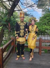 Gambar Sewa pakaian Adat Aceh Sepasang dari Sanggar Tari Tradisional Yudha Asri undefined 1 Tokopedia