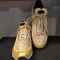 Gambar Sepatu second Nike Air Max 97 Metallic Gold dari sepatusultanluxury 2 undefined 3 Tokopedia