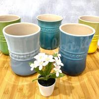 Gambar Le creuset utensil crock / utensil jar (banyak warna) - Cerise 1L dari Celiebox undefined 2 Tokopedia