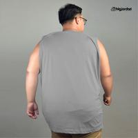 Gambar kaos singlet pria dewasa big size xxl xxxl xxxxl kaos dalam pria jumbo size oversize plussize 5XL 6XL 7XL 8XL - abu muda, 3XL dari BIGJORDAN.ID undefined 3 Tokopedia