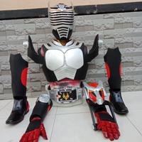 Gambar Kostum kamen rider ryuki full armor dari GDS dan ZDS shop undefined 2 Tokopedia
