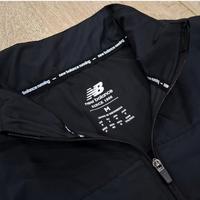 Gambar Jaket Running New Balance Original - Hitam, M dari CN OUTLETS undefined 3 Tokopedia