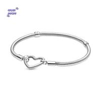 Gambar Pandora moments hearts closure snake chain bracelet dari Charmochi undefined 3 Tokopedia