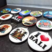 Gambar 50 PCS Souvenir Gantungan Kunci Pin BALI dari Graphical PrintOut undefined 3 Tokopedia