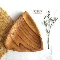 Gambar Piring kayu jati segitiga / food grade dan tebal dari Keiko Wood Design undefined 2 Tokopedia