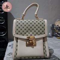 Gambar Tas Handbag Tas selempang wanita cantik Yang lagi trend - Putih dari MK Shopbag27 undefined 5 Tokopedia