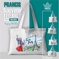 Gambar Souvenir Tas Totebag oleh  oleh khas France Prancis Paris Menara Eifel - Gambar 1 dari rajapress13 undefined 3 Tokopedia