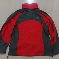 Gambar Jaket tnf thrifting seken size XL dari DAREL. TOYS undefined 4 Tokopedia