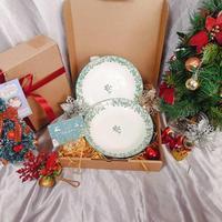 Gambar (Khusus Kota Batam) Paket Hampers Natal - Hamper Natal Set Piring Keramik Mangkuk - Rusa, 2 Piring dari aqulbrs official undefined 1 Tokopedia