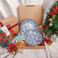 Gambar (Khusus Kota Batam) Paket Hampers Natal - Hamper Natal Set Piring Keramik Mangkuk - Rusa, 2 Piring dari aqulbrs official undefined 2 Tokopedia