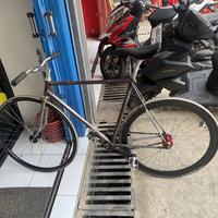 Gambar Frame Fixie Classic Size 52 dari MeBike undefined 1 Tokopedia