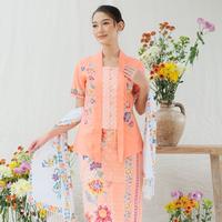 Gambar Kebaya kutubaru encim batik naura lengan pendek meradelima katun peach - M dari Meradelima Batik undefined 1 Tokopedia