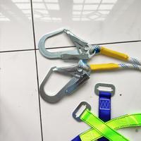 Gambar Full body harness double big hook with buffer ENGO full body harness big hook double lanyard full safety belt Absorber with pocket kantong ENGO sabuk pengaman Full Body Harness Double Big Hook + Tali Dada + Absorber dari GlobalTeknikMedan undefined 5 Tokopedia