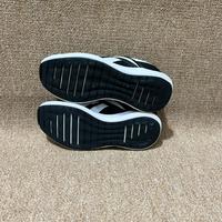 Gambar Sepatu Rebook hitam putih size 37.5 dari Squad thrift bengkulu undefined 3 Tokopedia