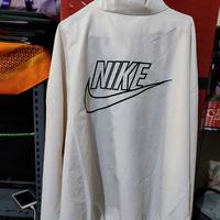 Gambar thrift jaket Nike original running dari Lalaa&#39;s store undefined 2 Tokopedia