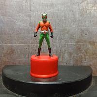 Gambar Figure Mini Kamen Rider Showa Bottle Cap Seven Eleven Version Character Skyrider dari ZTCollections undefined 2 Tokopedia