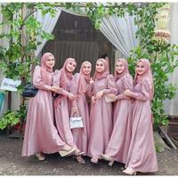 Gambar Paket Seragaman Bridesmaids/ Baju Nikah / Baju Wisuda / Seragaman keluarga - Rosgold, Paket 2m dari I N F I N I T Y ID undefined 2 Tokopedia