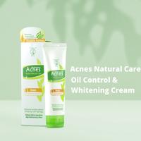 Gambar Acnes Oil Control & Whitening Cream 40gr - Moisturizer Kulit Berjerawat - Pelembab Kulit - Bebiber dari tokobebiber undefined 4 Tokopedia
