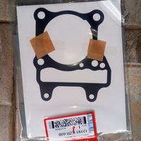 Gambar ori paking blok bawah honda vario 125 old lama new 150 led fi f1 lawas pcx adv 12191-KZR-600 packing peking pecking block bak gasket perpak perpack silinder cylinder seher mesin saher seker asli original orisinil hgp ahm dari tri olshops undefined 1 Tokopedia