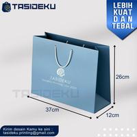 Gambar Custom Paper Bag Desain Full Color 28x10x20 - L= 37x12x26 dari TASIDEKU undefined 3 Tokopedia
