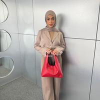 Gambar House Of We Kala Tas Hobo Tote BAG  Wanita VENY Totebag Lucu Menarik - Hitam dari House Of We.Kala undefined 5 Tokopedia