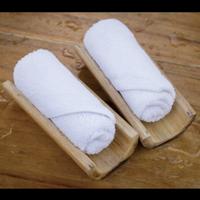 Gambar handuk sapu tangan hotel oshibori putih 30x30 super cotton lenuta dari SOPHILIA undefined 4 Tokopedia