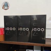 Gambar Vivo iqoo Z9 5G 8/128 8/256 12/256 garansi resmi new - 8/256GB dari basmalah897 undefined 1 Tokopedia