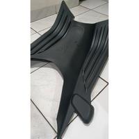 Gambar Karpet Motor Floormat Original Vespa Matic Sprint Primavera iget - Bekas dari Gudang Toko Sebelah undefined 3 Tokopedia