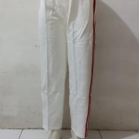 Gambar Celana training putih gading lis merah#training dewasa pria/wanita - M, Garis Dua dari MAKMUR 8S Shop undefined 5 Tokopedia