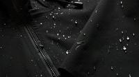 Gambar Jaket Hujan Pria Specialized Trail Short Sleeve Rain Anorak - Black - S dari BIKE CENTER INDONESIA undefined 4 Tokopedia