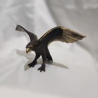 Gambar Patung Burung Elang Kuningan Eagle Bird Brass Statue - Gold dari Alabot Art undefined 3 Tokopedia